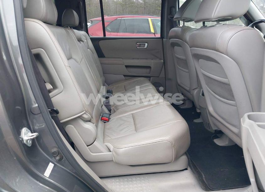 Photo 8 of 2011 Honda Pilot EX-L (VIN 5FNYF4H54BB024282)