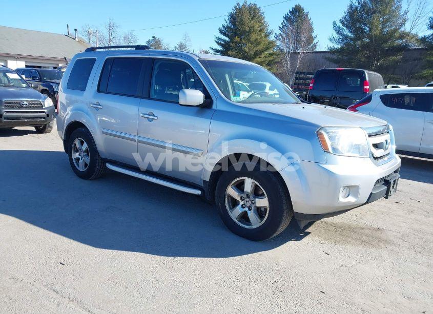 2011 Honda Pilot EX-L (VIN 5FNYF4H54BB026761) main photo