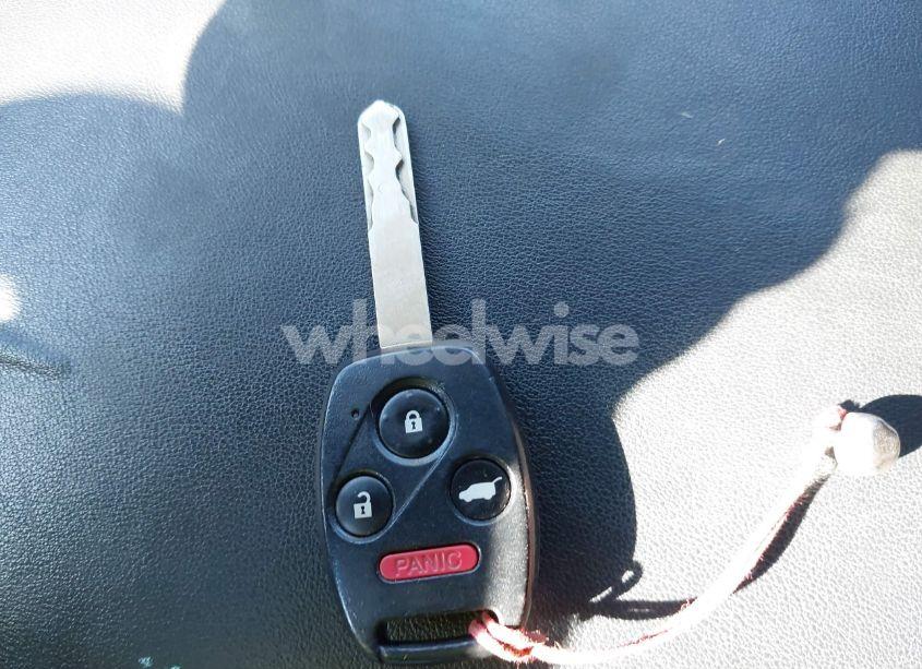 Photo 11 of 2011 Honda Pilot EX-L (VIN 5FNYF4H54BB026761)