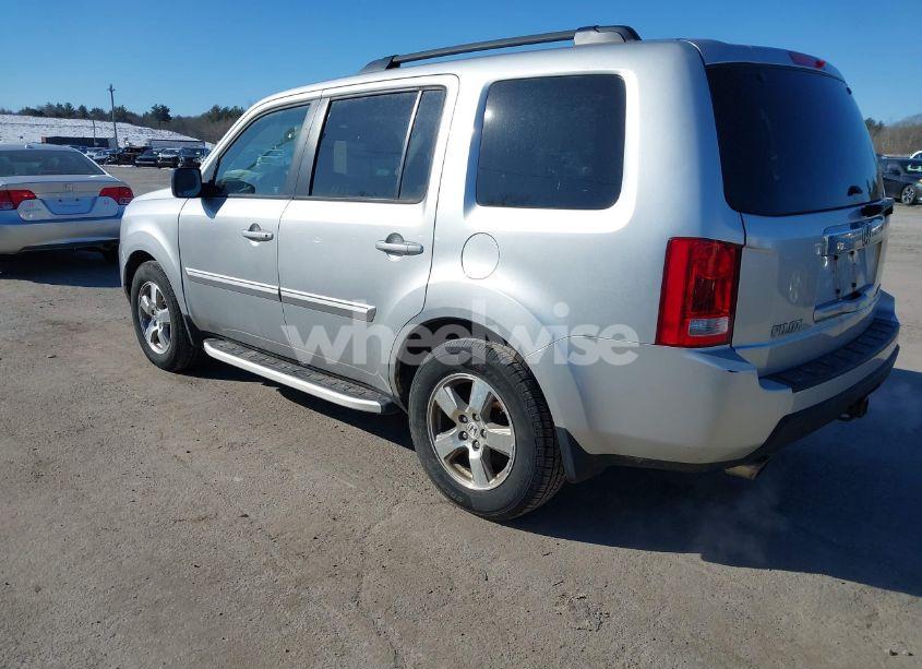 Photo 3 of 2011 Honda Pilot EX-L (VIN 5FNYF4H54BB026761)