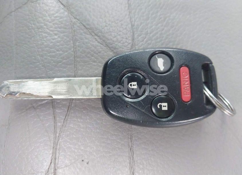 Photo 11 of 2011 Honda Pilot EX-L (VIN 5FNYF4H54BB058934)