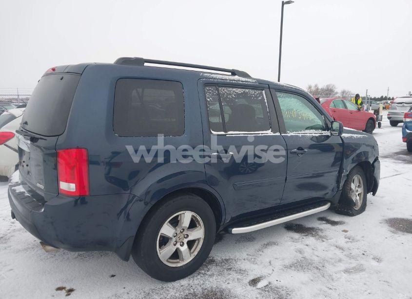 Photo 4 of 2011 Honda Pilot EX-L (VIN 5FNYF4H54BB058934)