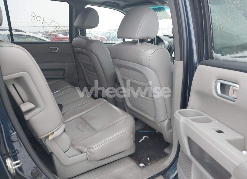 Photo 8 of 2011 Honda Pilot EX-L (VIN 5FNYF4H54BB058934)