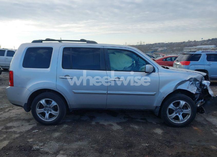 Photo 12 of 2012 Honda Pilot EX-L (VIN 5FNYF4H54CB015261)