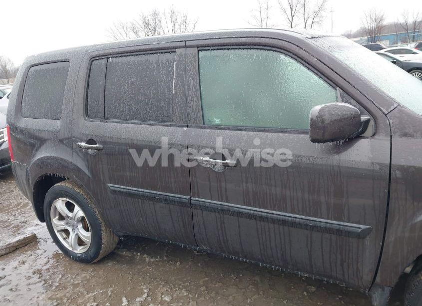 Photo 13 of 2012 Honda Pilot EX-L (VIN 5FNYF4H54CB025241)