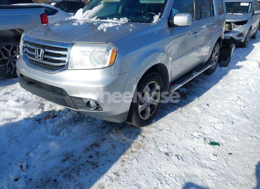 Photo 2 of 2012 Honda Pilot EX-L (VIN 5FNYF4H54CB049037)