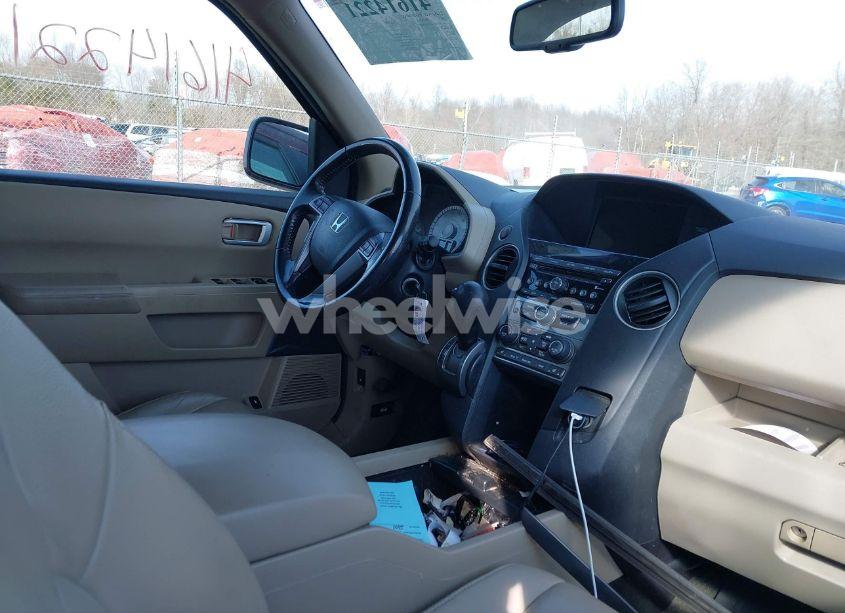 Photo 5 of 2013 Honda Pilot EX-L (VIN 5FNYF4H54DB068897)