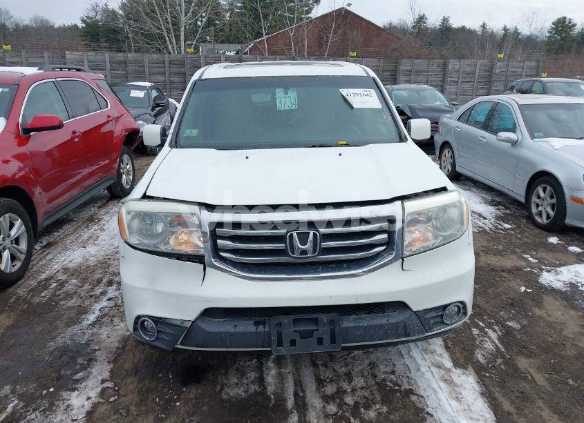 Photo 12 of 2014 Honda Pilot EX-L (VIN 5FNYF4H54EB021516)