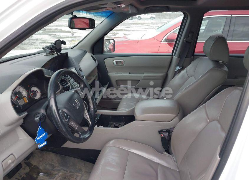 Photo 5 of 2014 Honda Pilot EX-L (VIN 5FNYF4H54EB021516)