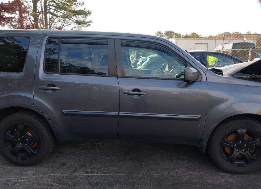 Photo 13 of 2014 Honda Pilot EX-L (VIN 5FNYF4H54EB034427)