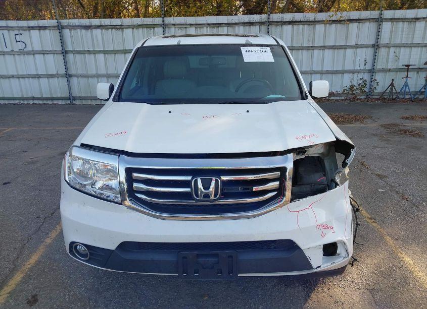 Photo 12 of 2015 Honda Pilot EX-L (VIN 5FNYF4H54FB018715)