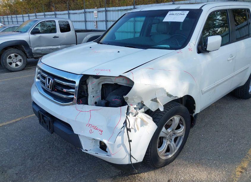 Photo 6 of 2015 Honda Pilot EX-L (VIN 5FNYF4H54FB018715)