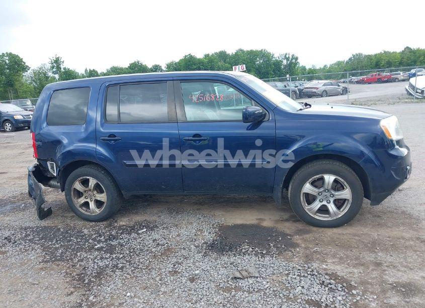 Photo 13 of 2015 Honda Pilot EX-L (VIN 5FNYF4H54FB041721)