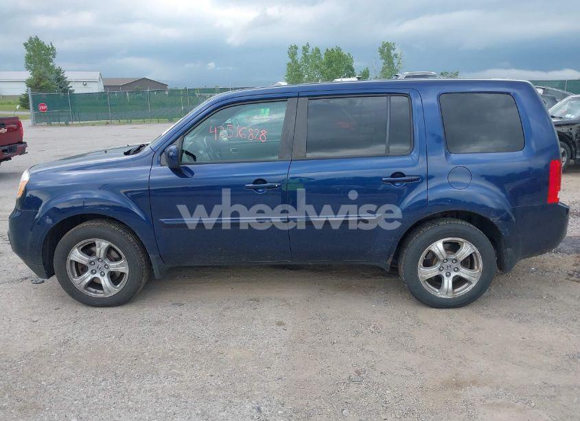 Photo 14 of 2015 Honda Pilot EX-L (VIN 5FNYF4H54FB041721)