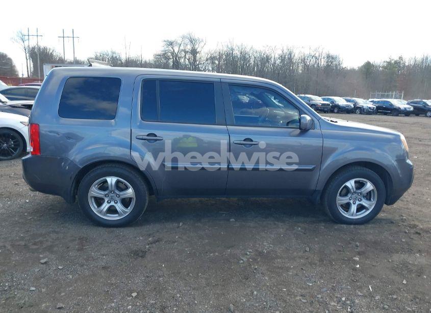 Photo 13 of 2015 Honda Pilot EX-L (VIN 5FNYF4H54FB048829)