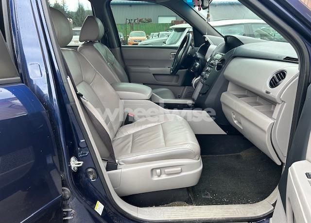 Photo 5 of 2015 Honda Pilot EX-L (VIN 5FNYF4H54FB077053)