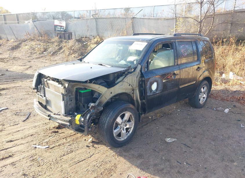 Photo 2 of 2010 Honda Pilot EX-L (VIN 5FNYF4H55AB013936)