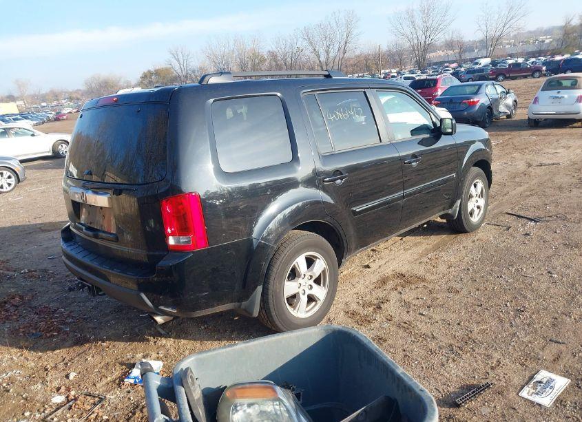 Photo 4 of 2010 Honda Pilot EX-L (VIN 5FNYF4H55AB013936)