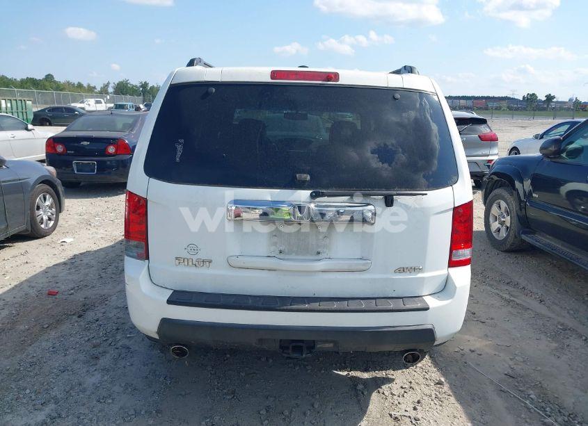 Photo 6 of 2011 Honda Pilot EX-L (VIN 5FNYF4H55BB037848)