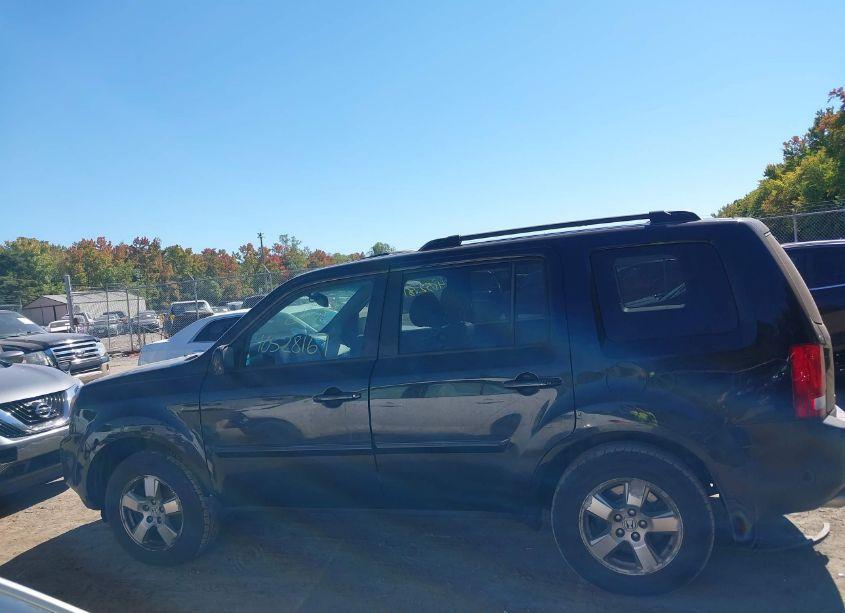 Photo 14 of 2011 Honda Pilot EX-L (VIN 5FNYF4H55BB057629)