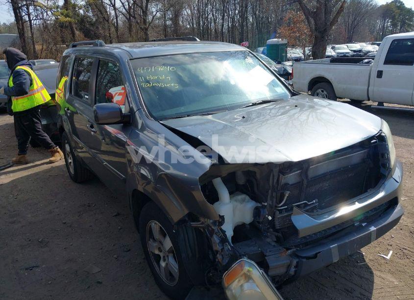 Photo 13 of 2011 Honda Pilot EX-L (VIN 5FNYF4H55BB078657)