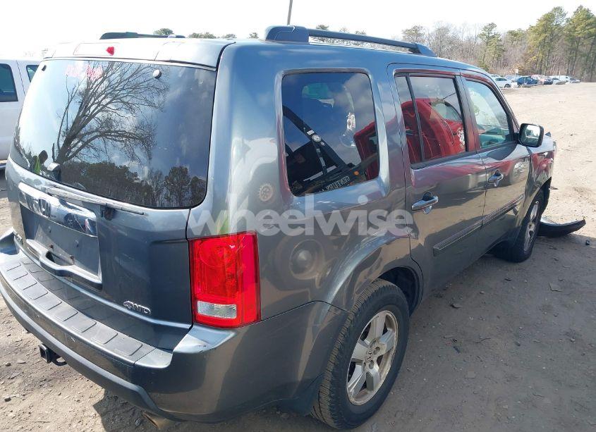 Photo 4 of 2011 Honda Pilot EX-L (VIN 5FNYF4H55BB078657)