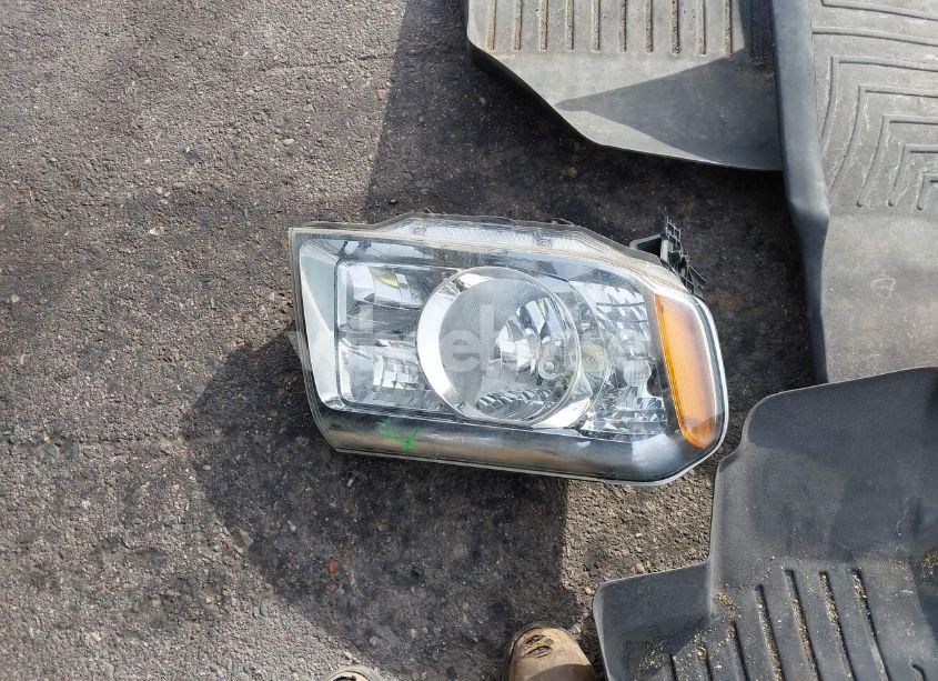 Photo 12 of 2011 Honda Pilot EX-L (VIN 5FNYF4H55BB101435)