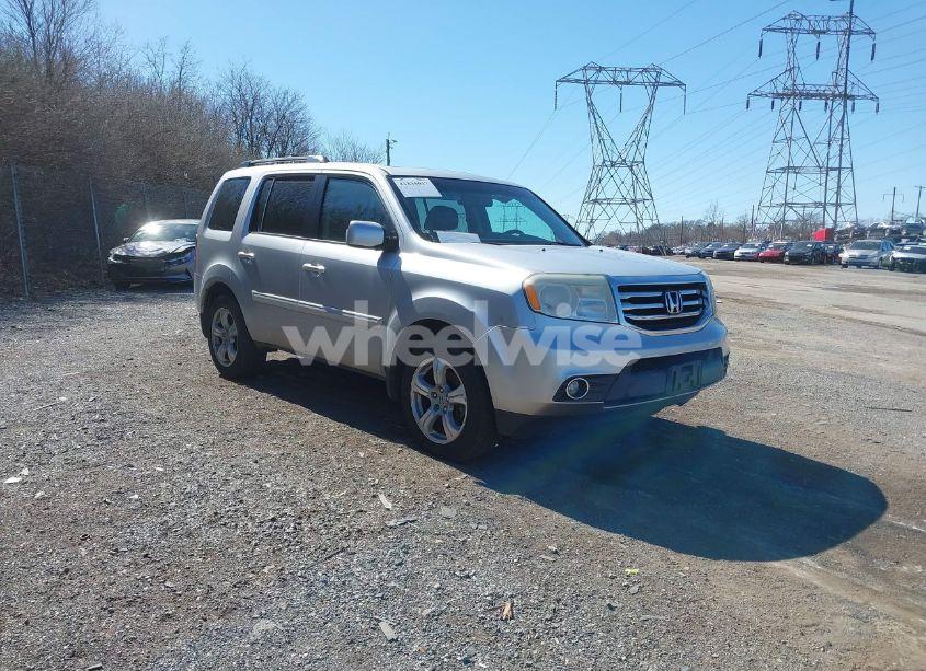 2012 Honda Pilot EX-L (VIN 5FNYF4H55CB035096) main photo