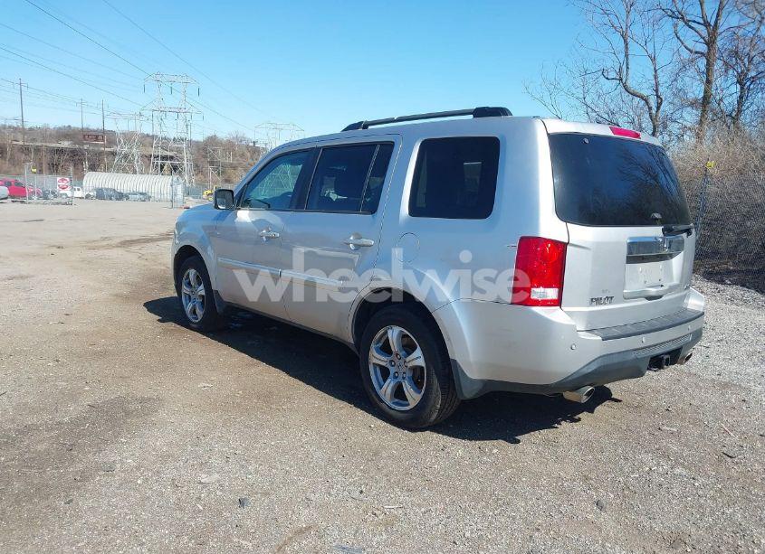 Photo 3 of 2012 Honda Pilot EX-L (VIN 5FNYF4H55CB035096)