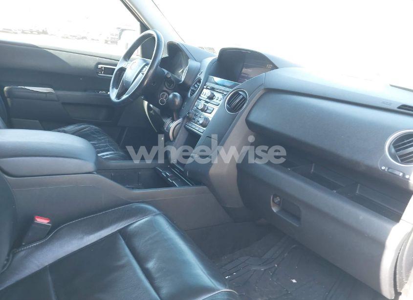 Photo 5 of 2012 Honda Pilot EX-L (VIN 5FNYF4H55CB035096)