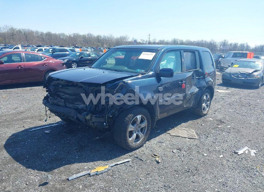 Photo 2 of 2012 Honda Pilot EX-L (VIN 5FNYF4H55CB049953)