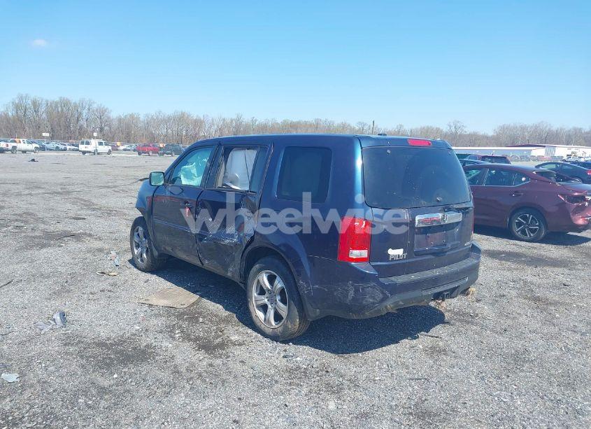 Photo 3 of 2012 Honda Pilot EX-L (VIN 5FNYF4H55CB049953)