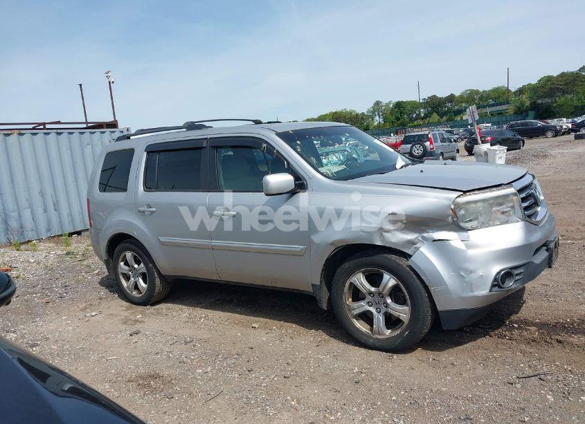 Photo 13 of 2012 Honda Pilot EX-L (VIN 5FNYF4H55CB051671)
