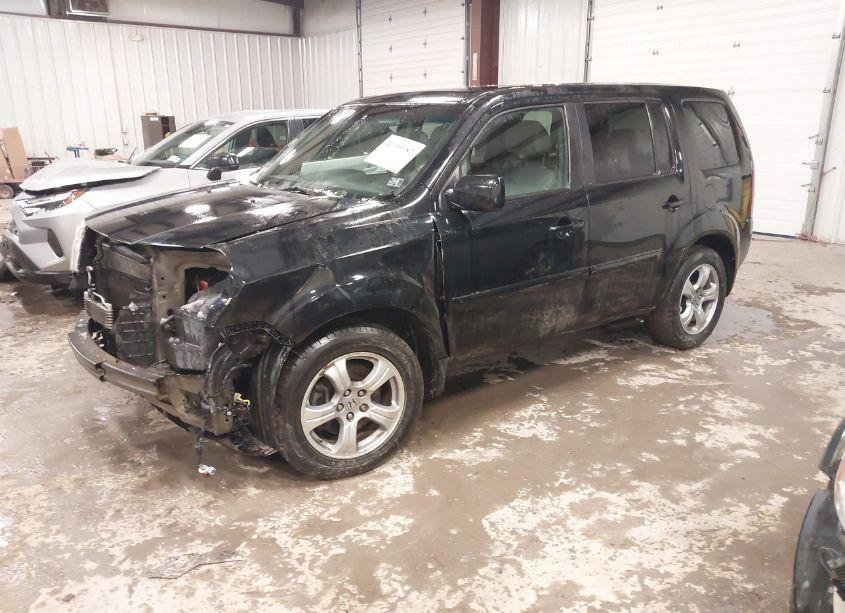 Photo 2 of 2012 Honda Pilot EX-L (VIN 5FNYF4H55CB083200)