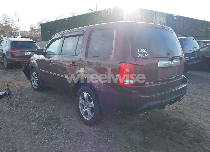 Photo 3 of 2013 Honda Pilot EX-L (VIN 5FNYF4H55DB059352)