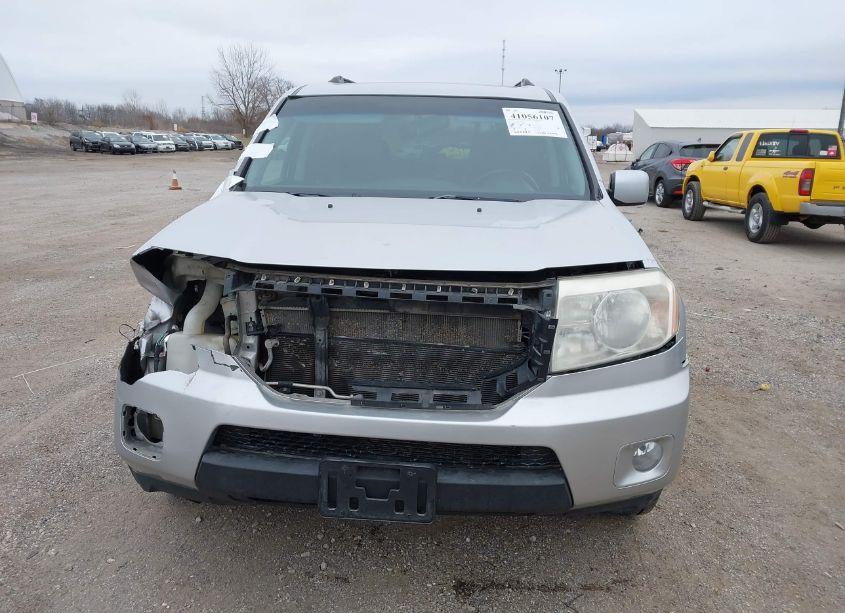 Photo 12 of 2011 Honda Pilot EX-L (VIN 5FNYF4H56BB010285)