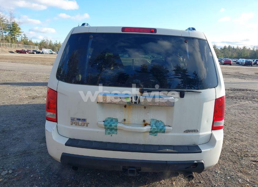 Photo 16 of 2011 Honda Pilot EX-L (VIN 5FNYF4H56BB031797)