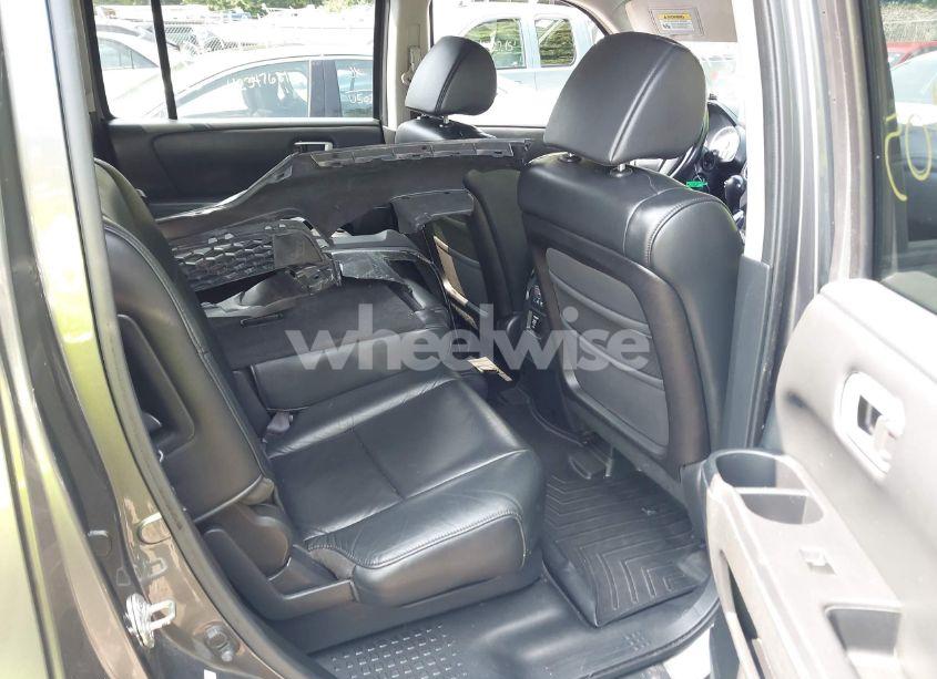 Photo 8 of 2011 Honda Pilot EX-L (VIN 5FNYF4H56BB044677)