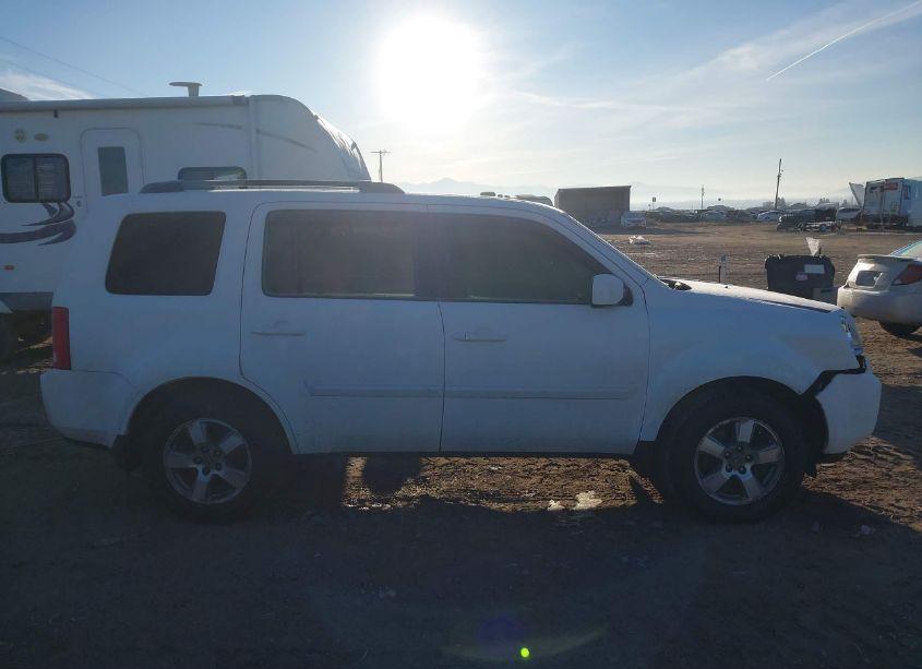 Photo 13 of 2011 Honda Pilot EX-L (VIN 5FNYF4H56BB049832)