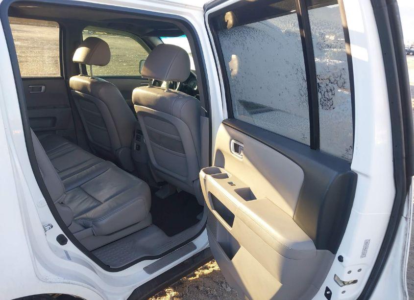 Photo 8 of 2011 Honda Pilot EX-L (VIN 5FNYF4H56BB049832)