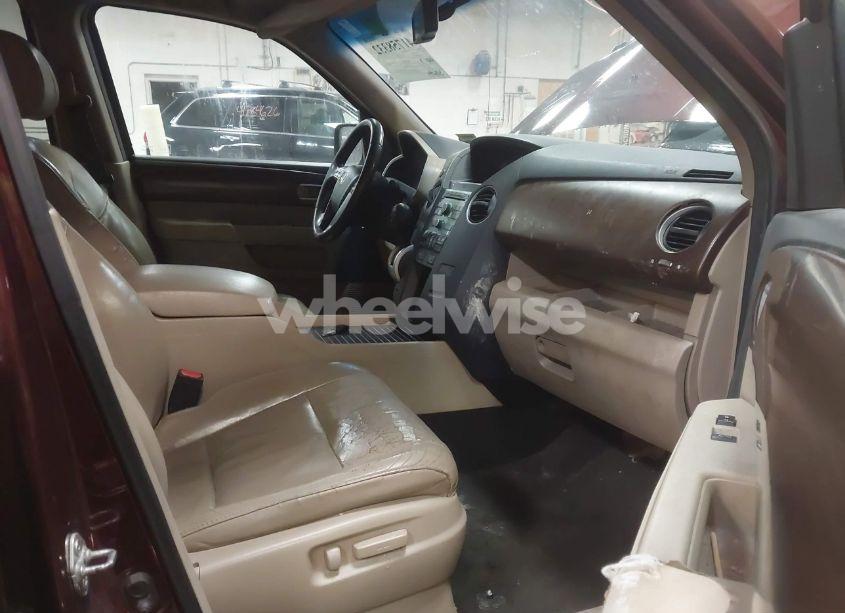 Photo 5 of 2011 Honda Pilot EX-L (VIN 5FNYF4H56BB051404)