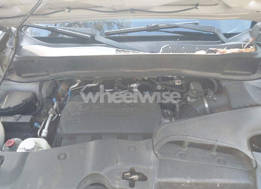 Photo 10 of 2011 Honda Pilot EX-L (VIN 5FNYF4H56BB057851)