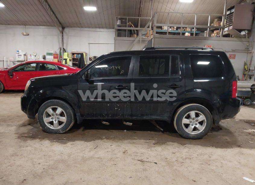 Photo 14 of 2011 Honda Pilot EX-L (VIN 5FNYF4H56BB063553)