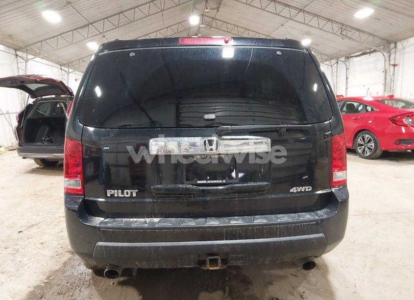 Photo 16 of 2011 Honda Pilot EX-L (VIN 5FNYF4H56BB063553)