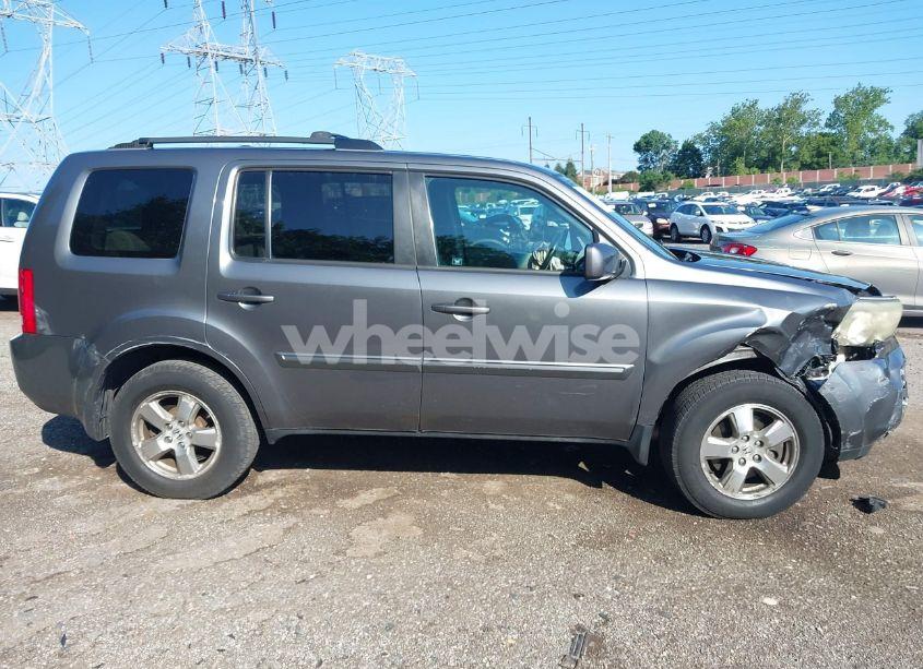 Photo 14 of 2011 Honda Pilot EX-L (VIN 5FNYF4H56BB069918)
