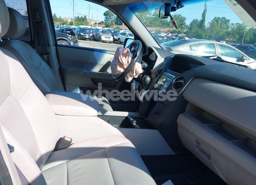 Photo 5 of 2011 Honda Pilot EX-L (VIN 5FNYF4H56BB069918)