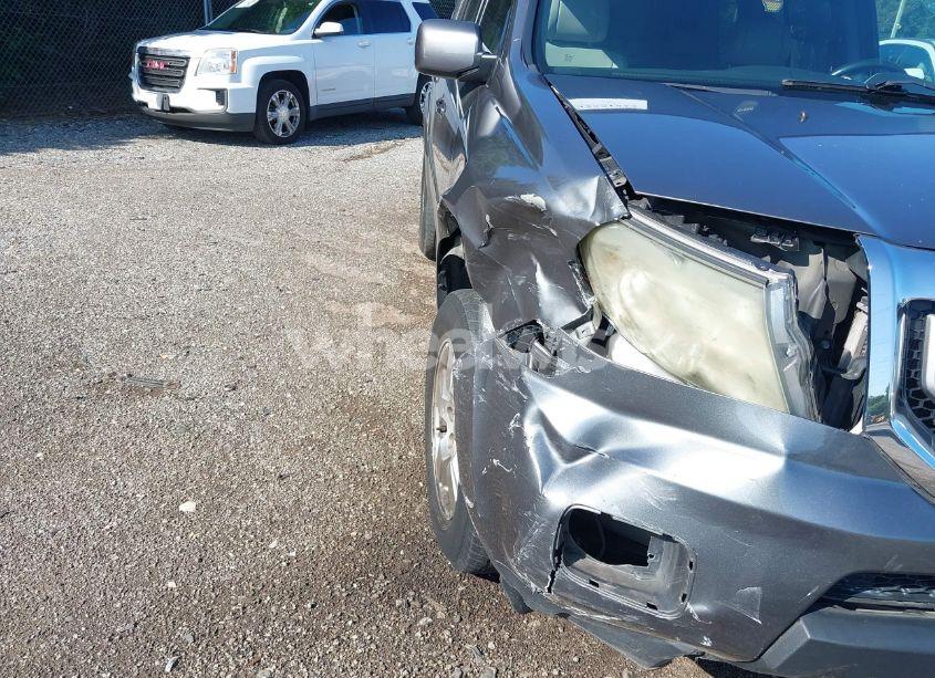 Photo 6 of 2011 Honda Pilot EX-L (VIN 5FNYF4H56BB069918)