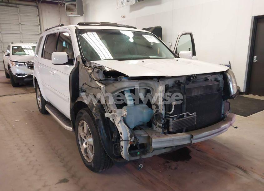 Photo 6 of 2011 Honda Pilot EX-L (VIN 5FNYF4H56BB076688)
