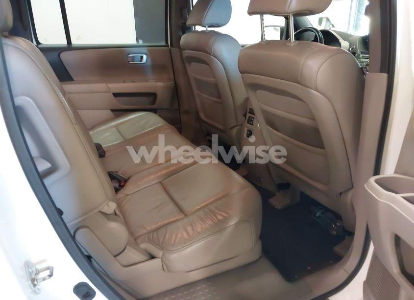 Photo 8 of 2011 Honda Pilot EX-L (VIN 5FNYF4H56BB076688)