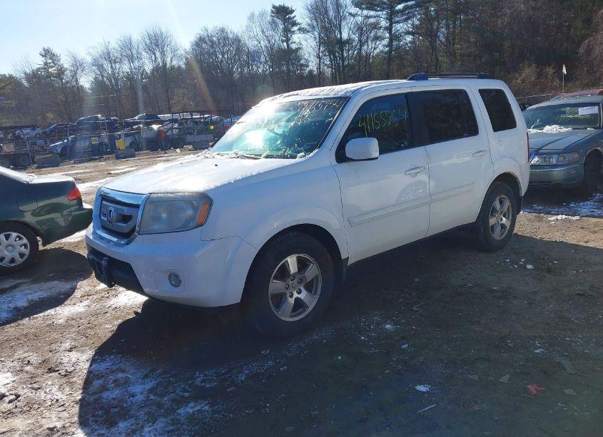 Photo 2 of 2011 Honda Pilot EX-L (VIN 5FNYF4H56BB080305)